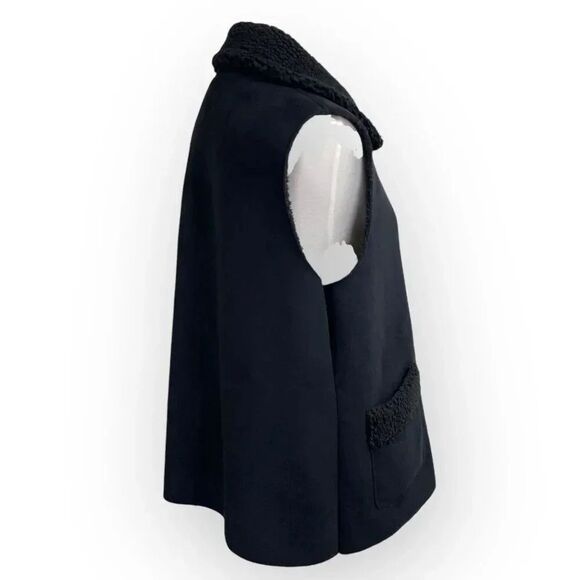Jones New York Black Faux Suede Vest, toggle button. Women's XL, faux sherpa - Picture 6 of 14